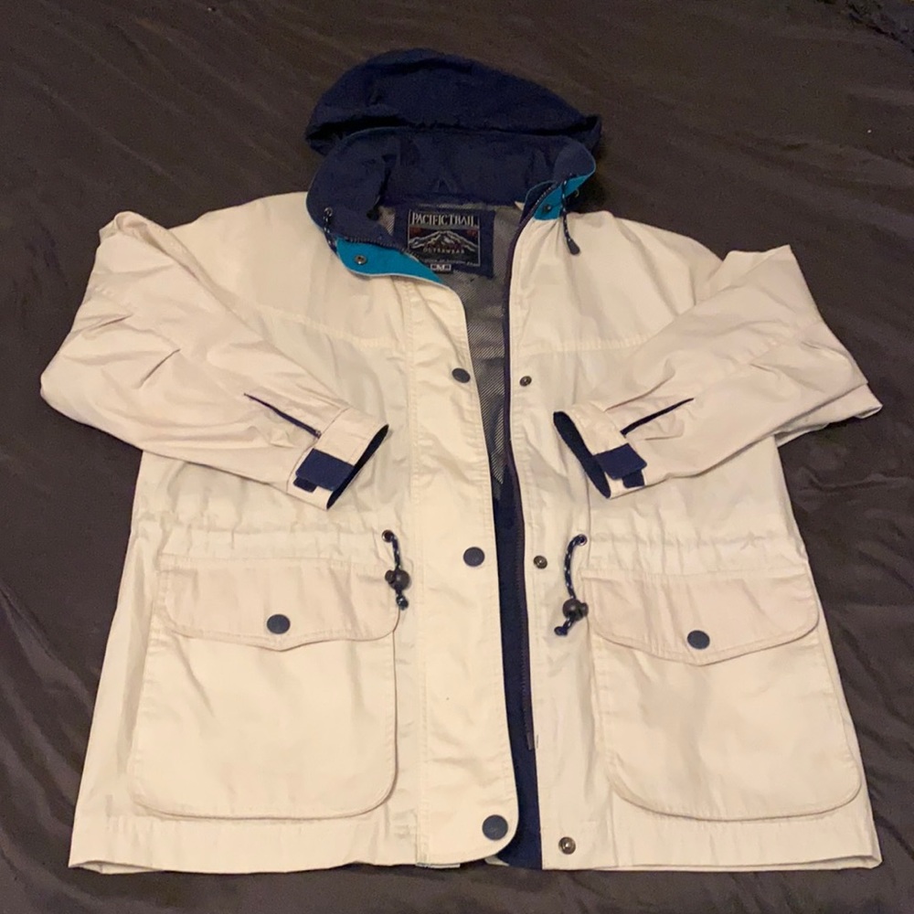 Pacific trail white, blue and teal Retro Vintage Windbreaker, rain jacket size M